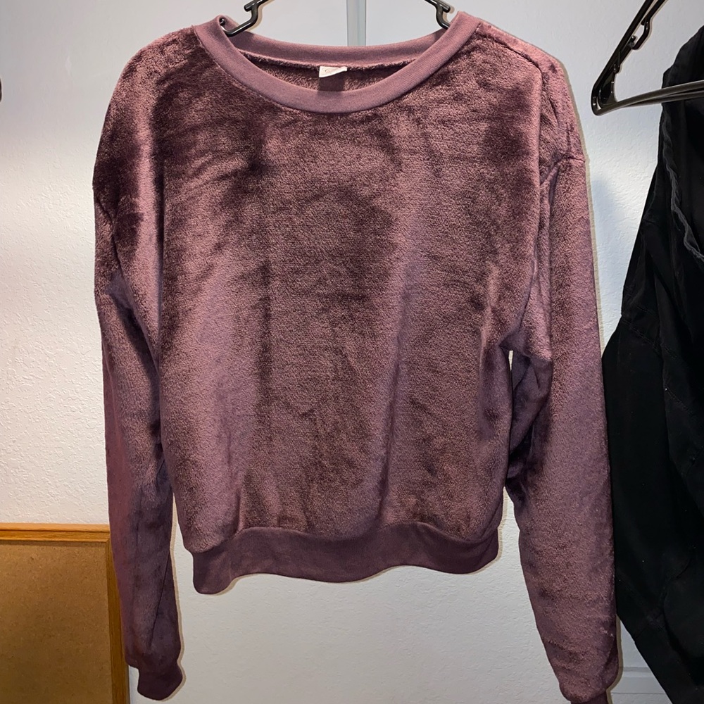 Cropped Cold Crush purple sweater Small Never worn